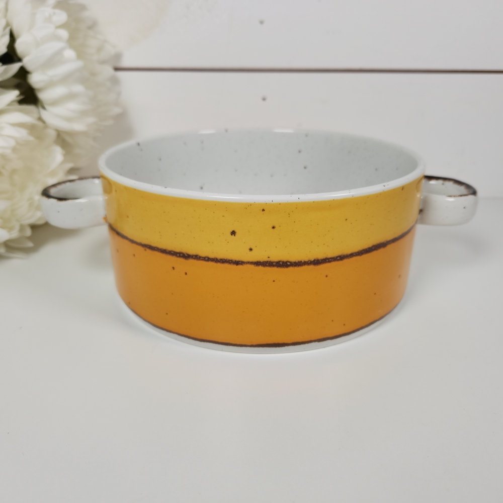 1970 Midwinter Sun Pattern Round Baking Dish, Casserole Dish, 7.25" d Stonehenge